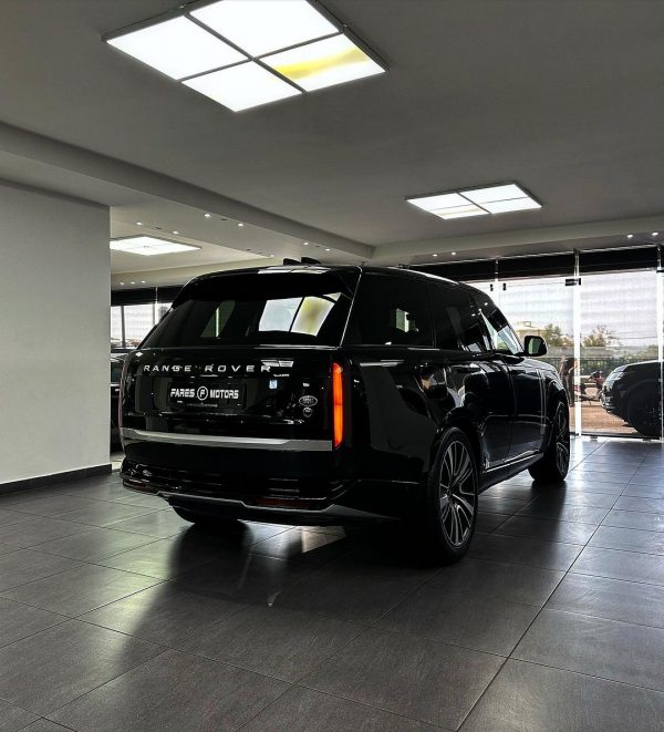 2023 LAND ROVER RANGE ROVER VOGUE P510e - Image 4
