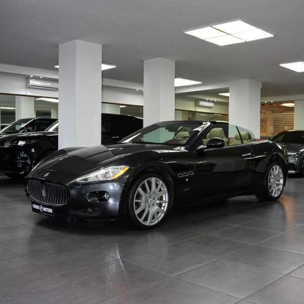 2011 Maserati GranCabrio - Image 2