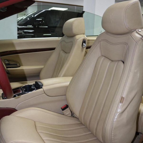 2011 Maserati GranCabrio - Image 10