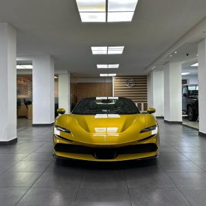 2023 FERRARI SF90