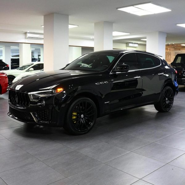 2021 Maserati Levante - Image 2