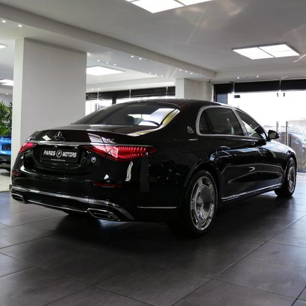 2023 Mercedes-Benz S680 Maybach - Image 4
