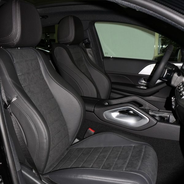 2024 Mercedes-Benz GLE 400e - Image 8