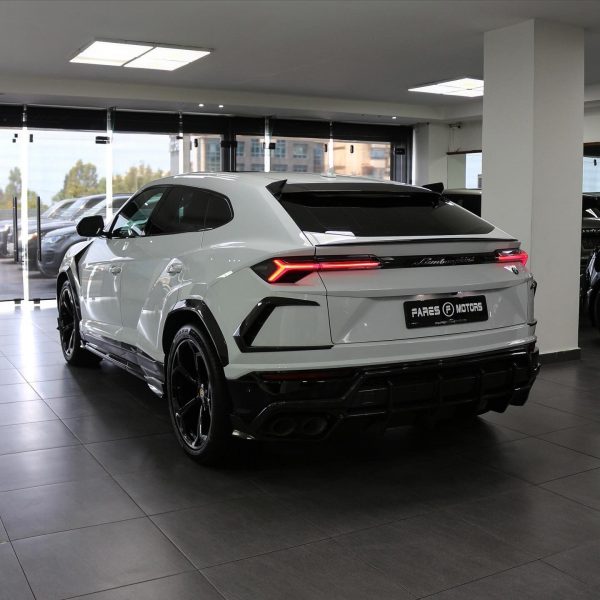 2019 Lamborghini Urus - Image 4