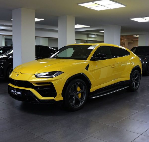 2022 Lamborghini Urus - Image 3