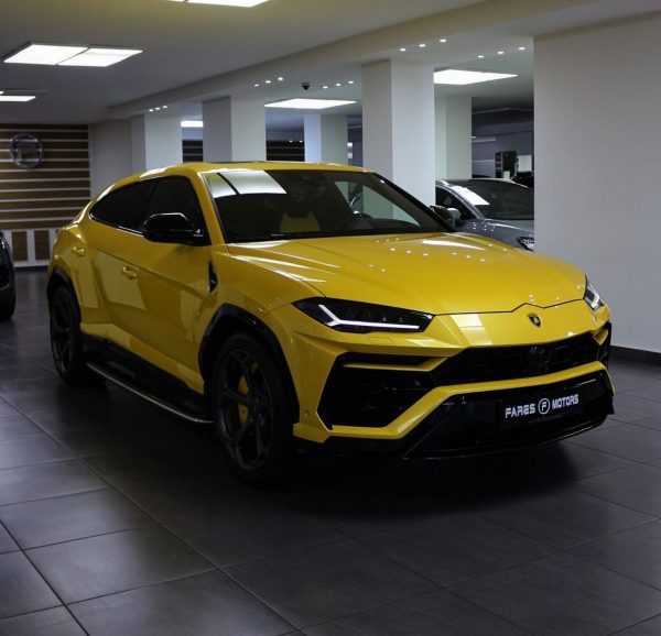 2022 Lamborghini Urus - Image 2
