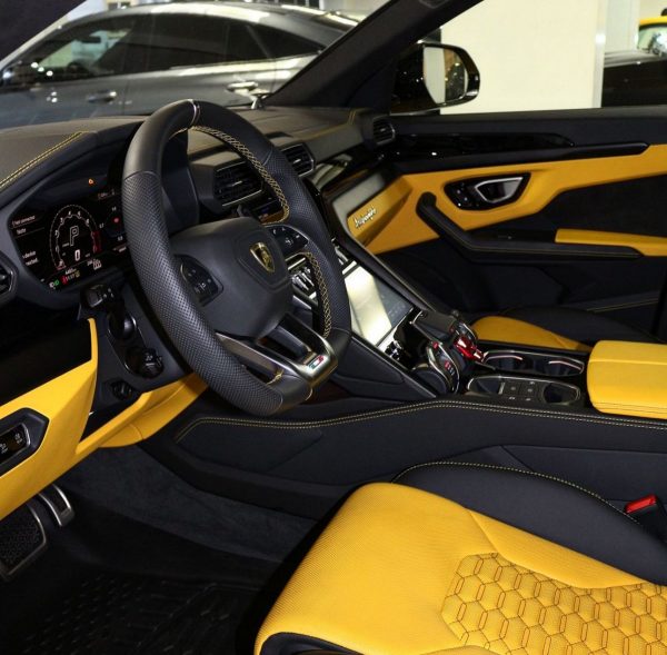 2022 Lamborghini Urus - Image 7