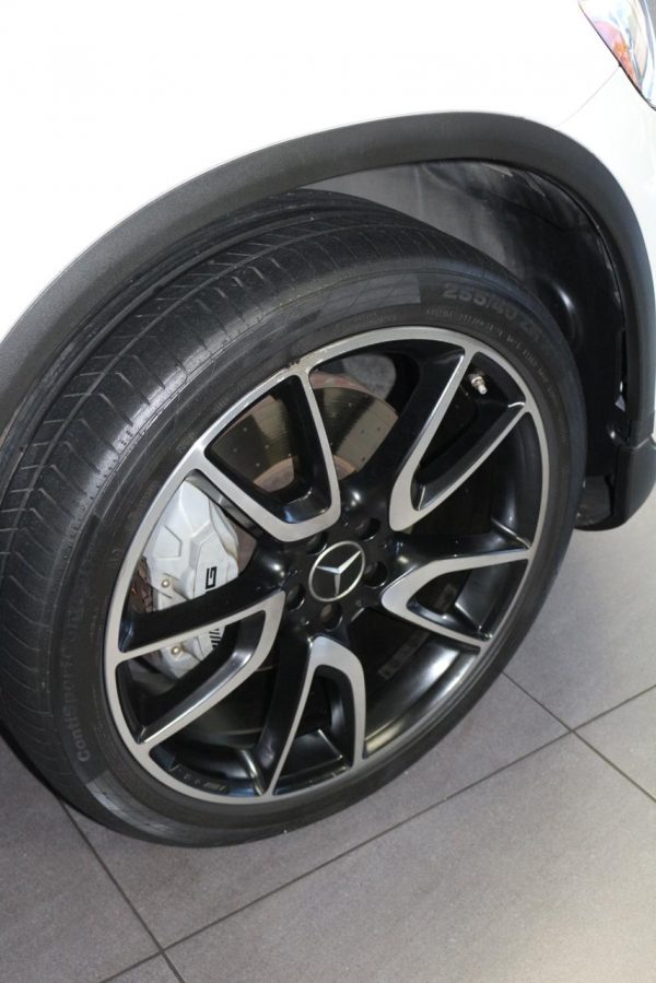 2017 Mercedes-Benz GLC43 - Image 12