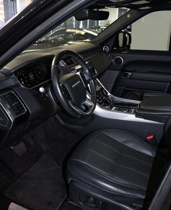 2018 Range Rover Sport HSE - Image 6