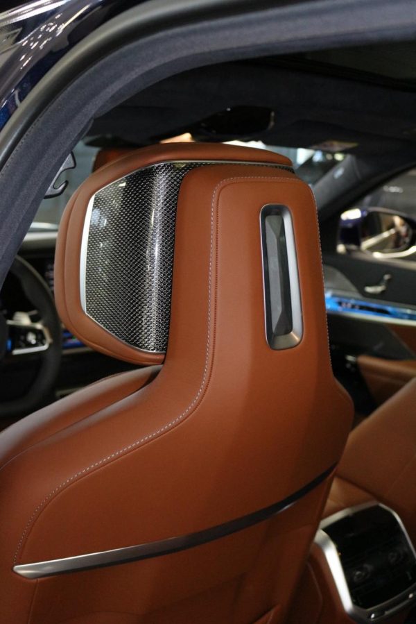 2024 BMW 7 Series 760i - Image 17