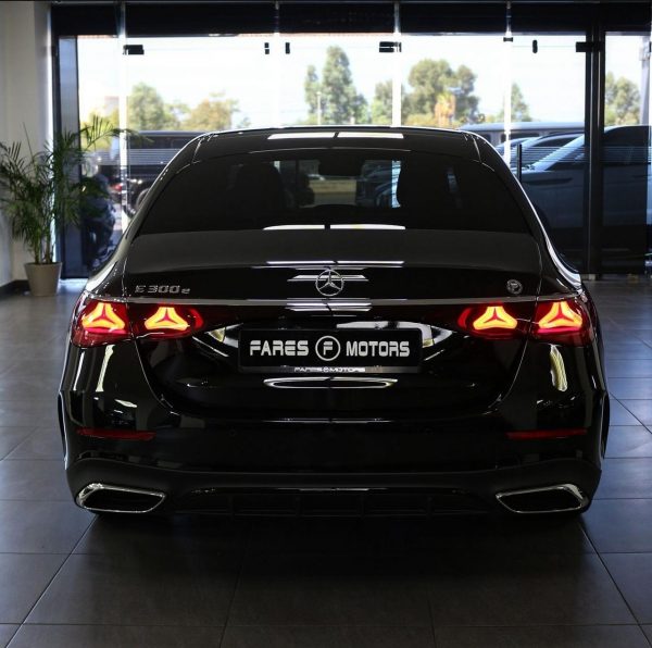 2024 Mercedes-Benz E-Class E 300e - Image 4