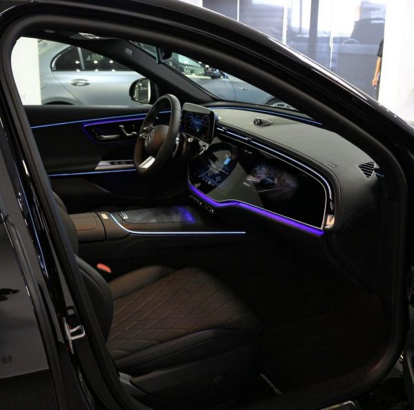 2024 Mercedes-Benz E-Class E 300e - Image 8