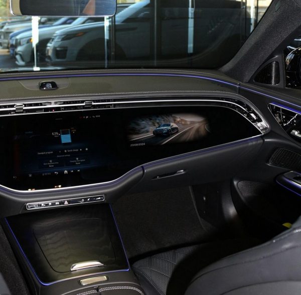 2024 Mercedes-Benz E-Class E 300e - Image 9