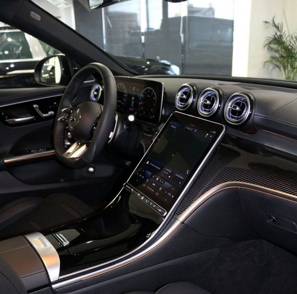 2023 Mercedes-AMG C43 - Image 9