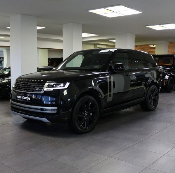 2022 Land Rover Range Rover P530 - Image 2