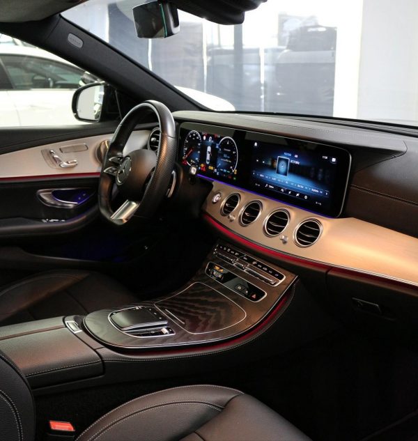 2022 Mercedes-Benz E200 - Image 6
