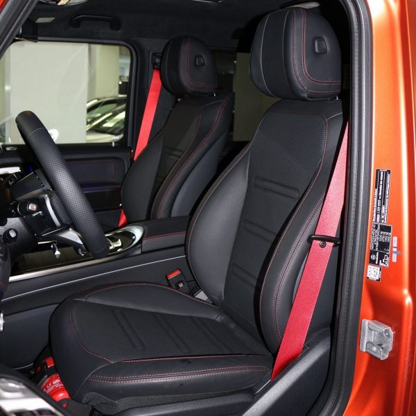 2025 Mercedes-Benz G500 - Image 5