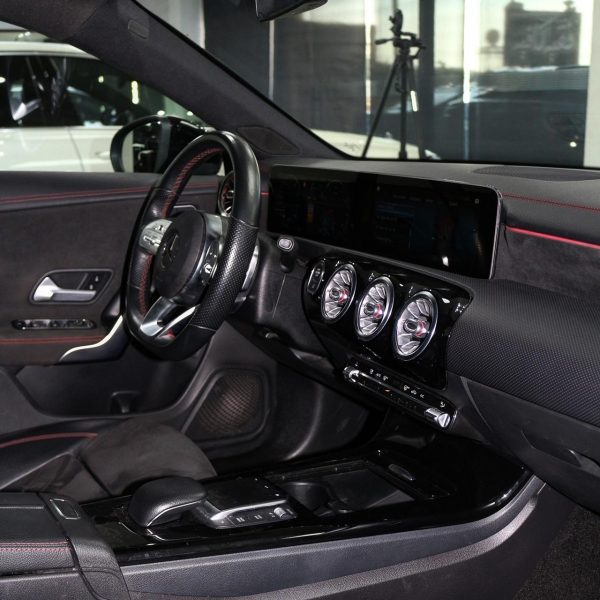 2020 Mercedes-Benz CLA 250 - Image 7