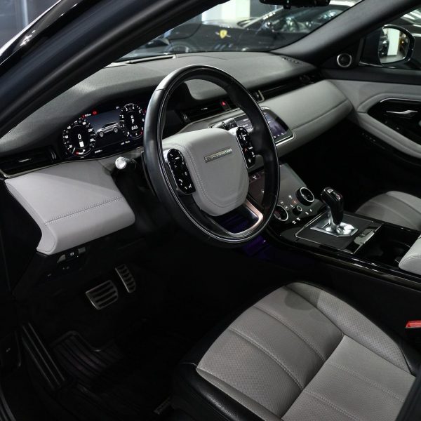 2020 Range Rover Evoque R-Dynamic - Image 9