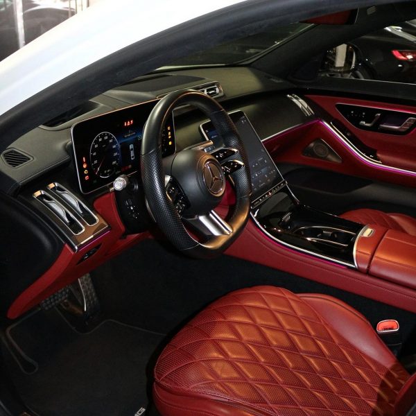 2022 Mercedes-Benz S580e - Image 10