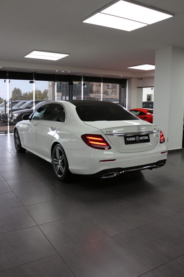 2017 Mercedes-Benz E300 - Image 4