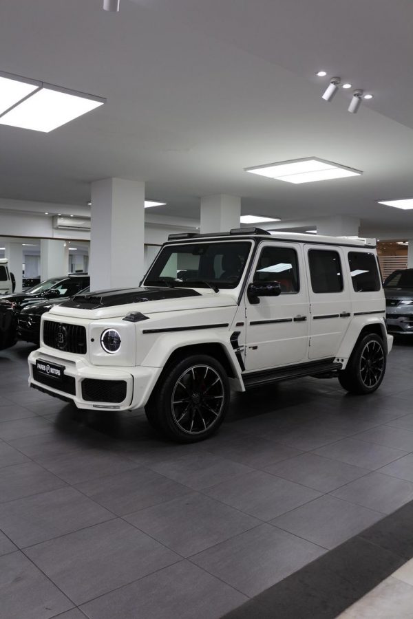 2019 Mercedes-AMG G700 Brabus - Image 4