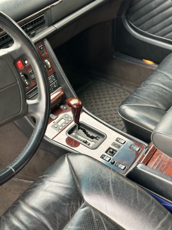 1989 Mercedes-Benz 560SE - Image 10