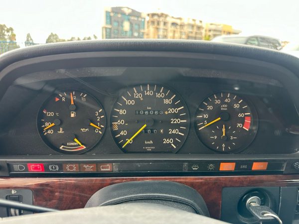 1989 Mercedes-Benz 560SE - Image 11