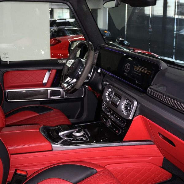 2022 Mercedes-Benz G63 - Image 7