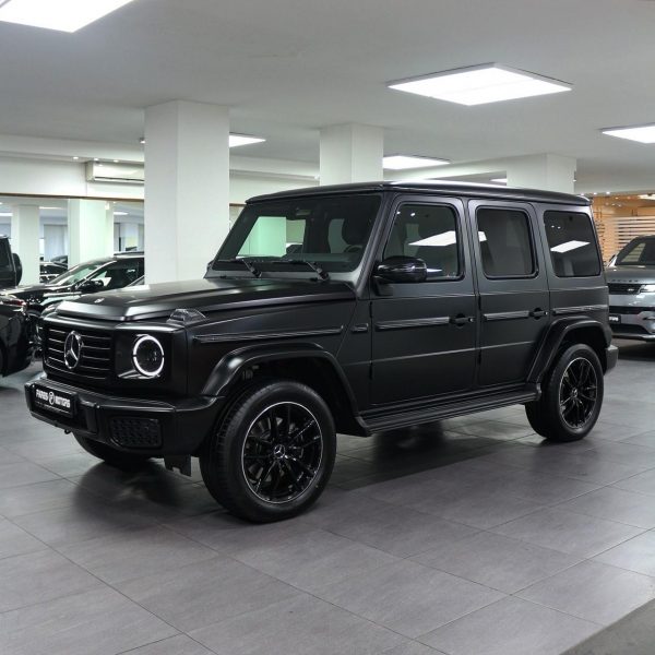 2025 Mercedes-Benz G-Class G500 - Image 2