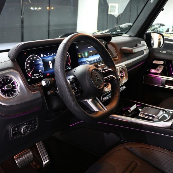 2025 Mercedes-Benz G-Class G500 - Image 6