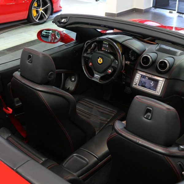 2012 Ferrari California - Image 6