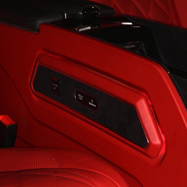 2021 Mercedes-Benz V250 Brabus - Image 12