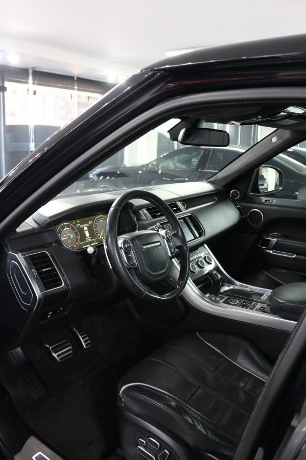 2015 Range Rover Sport SVR - Image 7