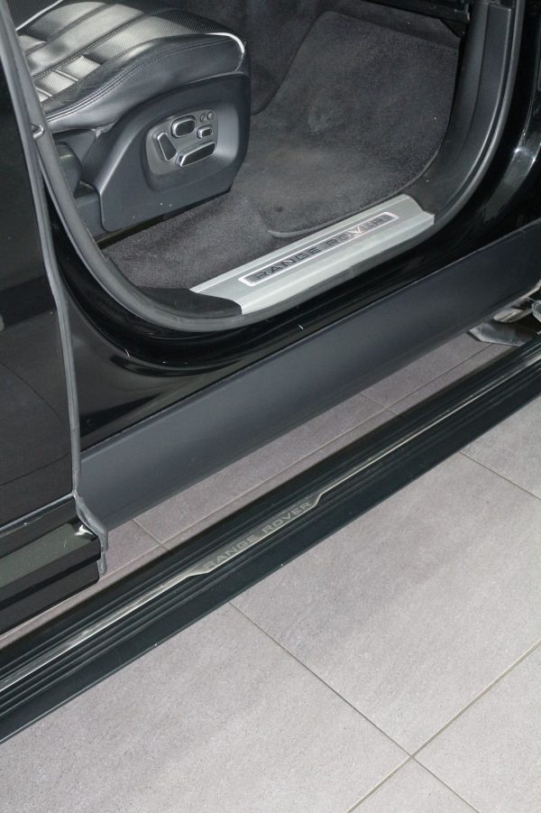 2015 Range Rover Sport SVR - Image 10