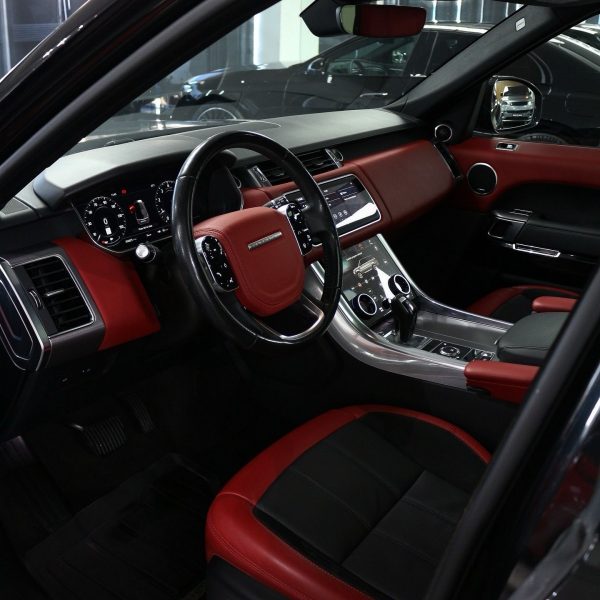 2019 Range Rover Sport HSE - Image 10