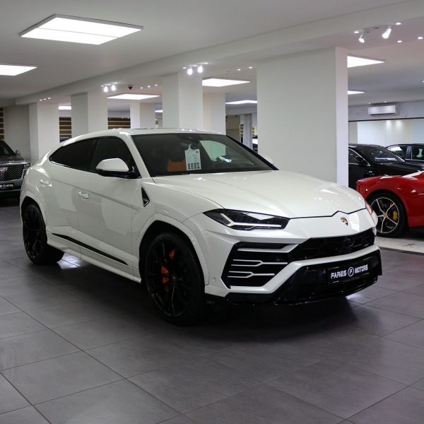2022 Lamborghini Urus - Image 2