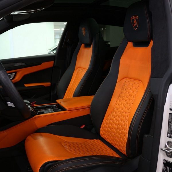 2022 Lamborghini Urus - Image 6