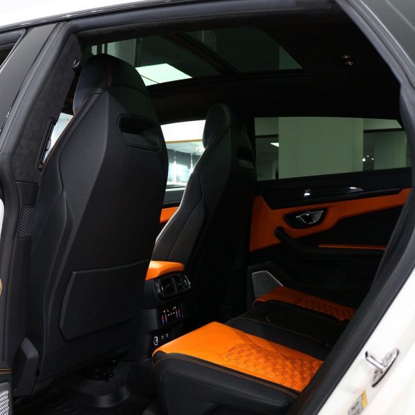2022 Lamborghini Urus - Image 7