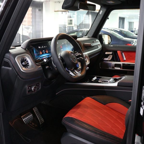 2025 Mercedes-AMG G63 - Image 8