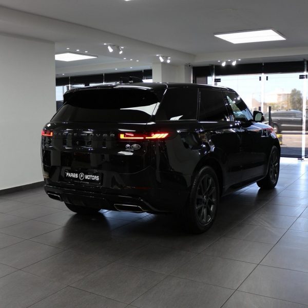 2023 Range Rover Sport P400 SE Dynamic - Image 4