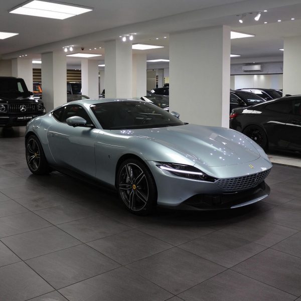 2022 Ferrari Roma - Image 2