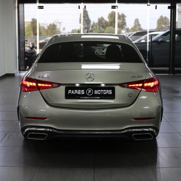 2022 Mercedes-Benz C200 4MATIC - Image 8
