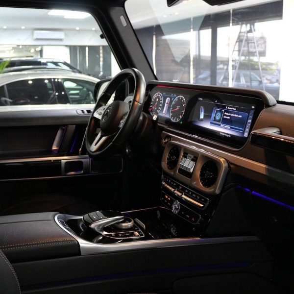 2019 Mercedes-Benz G500 - Image 9