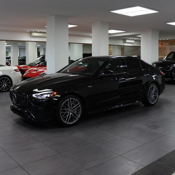 2023 Mercedes-Benz C43 AMG - Image 4