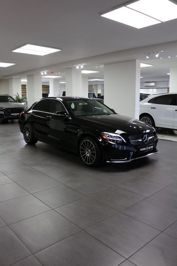 2019 Mercedes-Benz C300 4MATIC - Image 4
