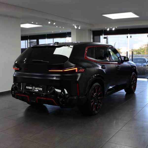 2024 BMW XM - Image 3