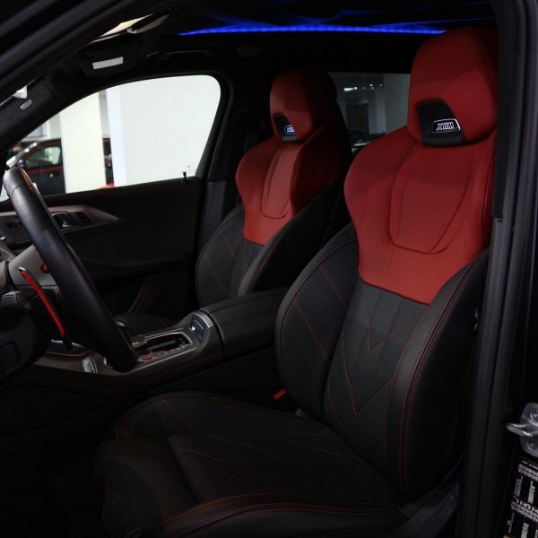 2024 BMW XM - Image 6