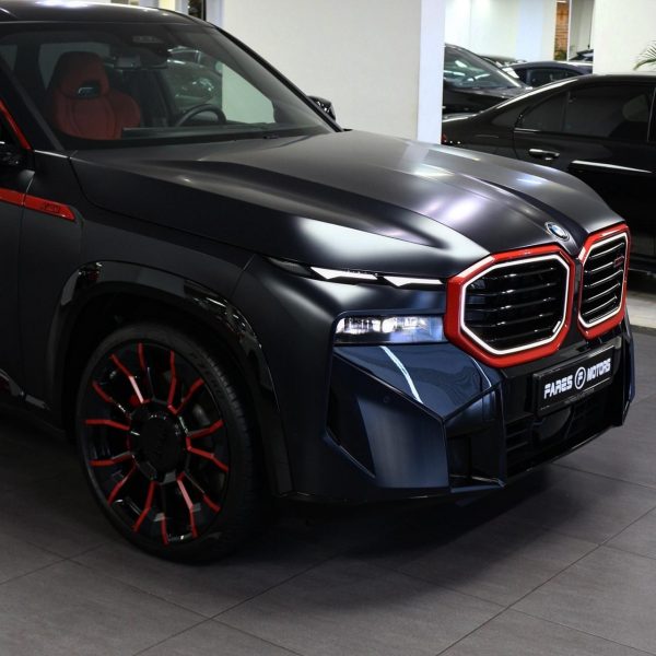 2024 BMW XM - Image 10