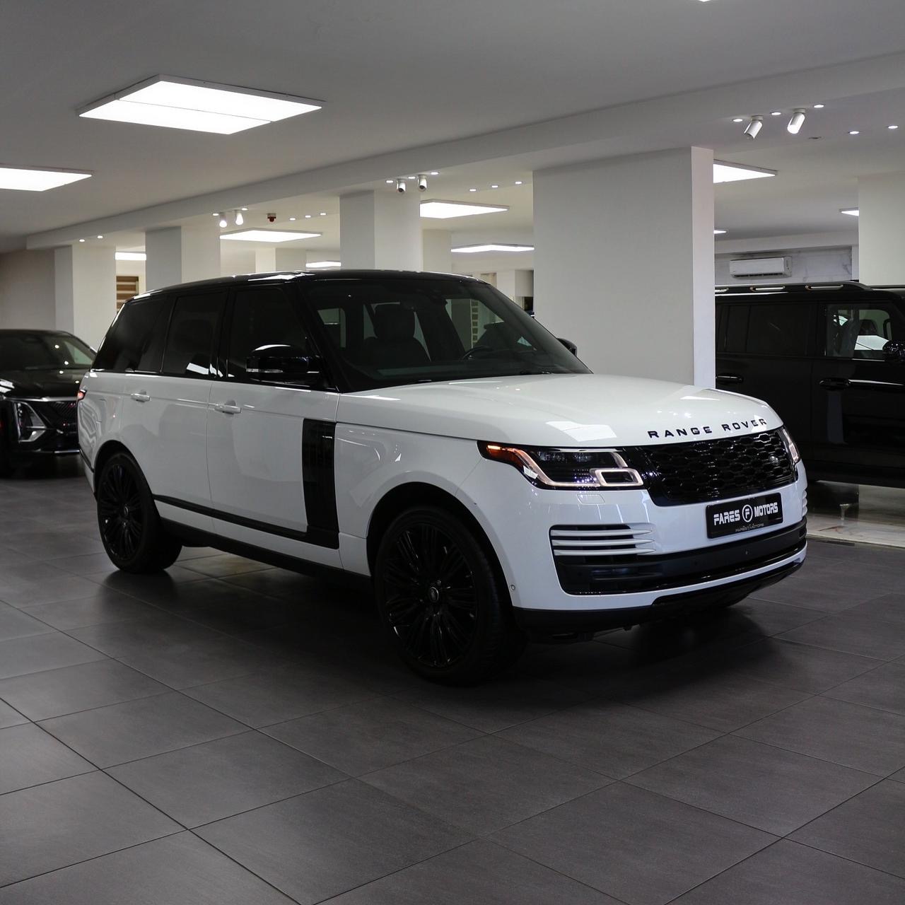 2019 Range Rover Vogue Supercharged - Image 2